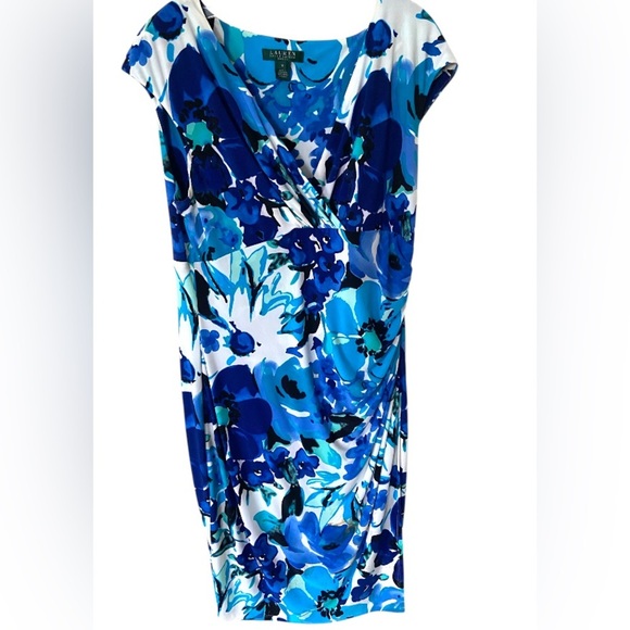 Lauren Ralph Lauren Dresses & Skirts - Ralph Lauren Faux Wrap Ruched Floral Dress, Size 16, Cap sleeves